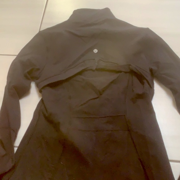Lululemon jacket - Picture 2 of 2